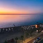 Joyscape Beachfront * Larnaca