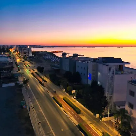 Daire Joyscape Beachfront *