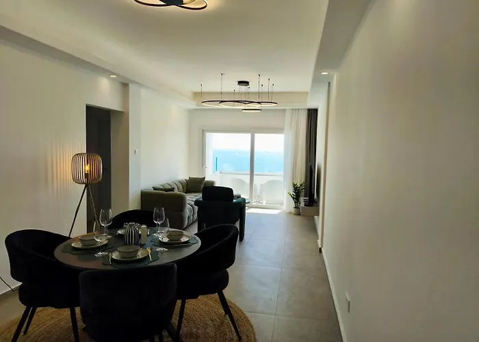 Joyscape Beachfront Apartmán *